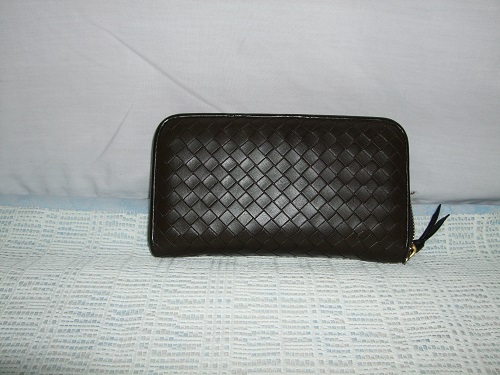 ボッデガべネタのサイフ全体修理