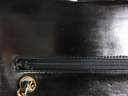 バッグのスレを補色によりリペア