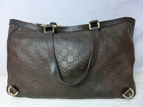 グッチのバッグのスレを修理致します