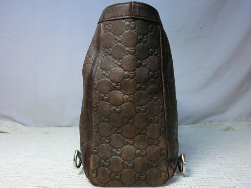 グッチのバッグのすれをリペアします